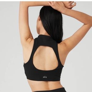 ALO Yoga - Goddess Rib Cropped Dynamite Tank